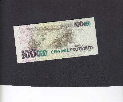 Beschrijving achterzijde: BUTTERFLY